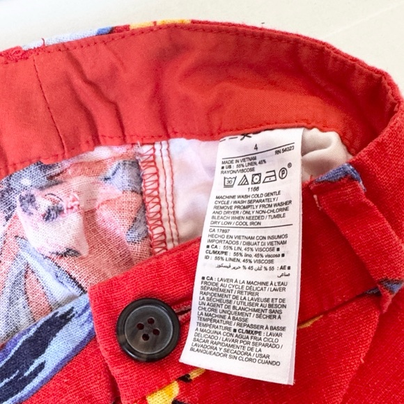 Old Navy Everyday Shorts - Picture 6 of 7